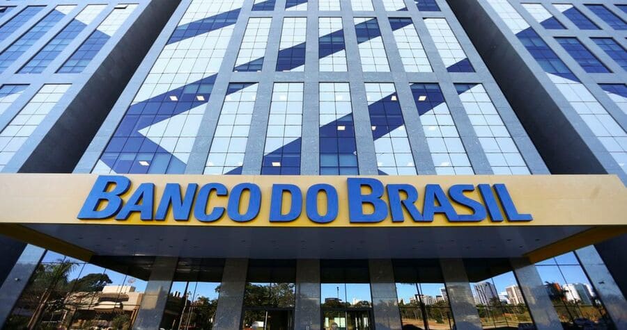 Banco do Brasil anuncia concurso inédito para nível médio com salário que pode chegar a R$ 9 mil