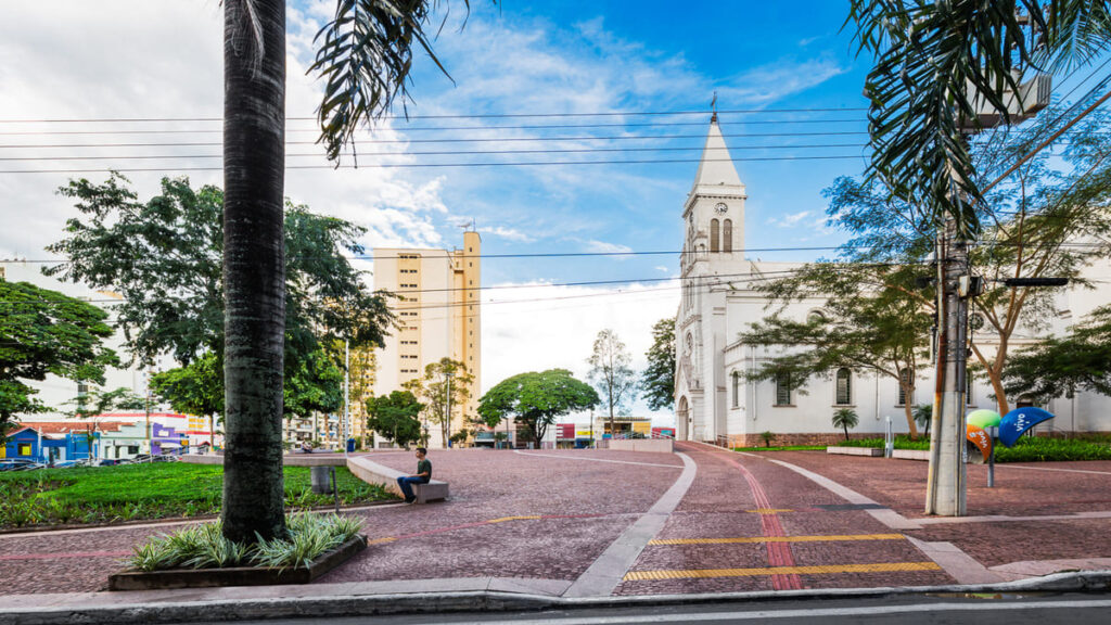 Prefeitura de Catanduva durante abertura do concurso público 2026